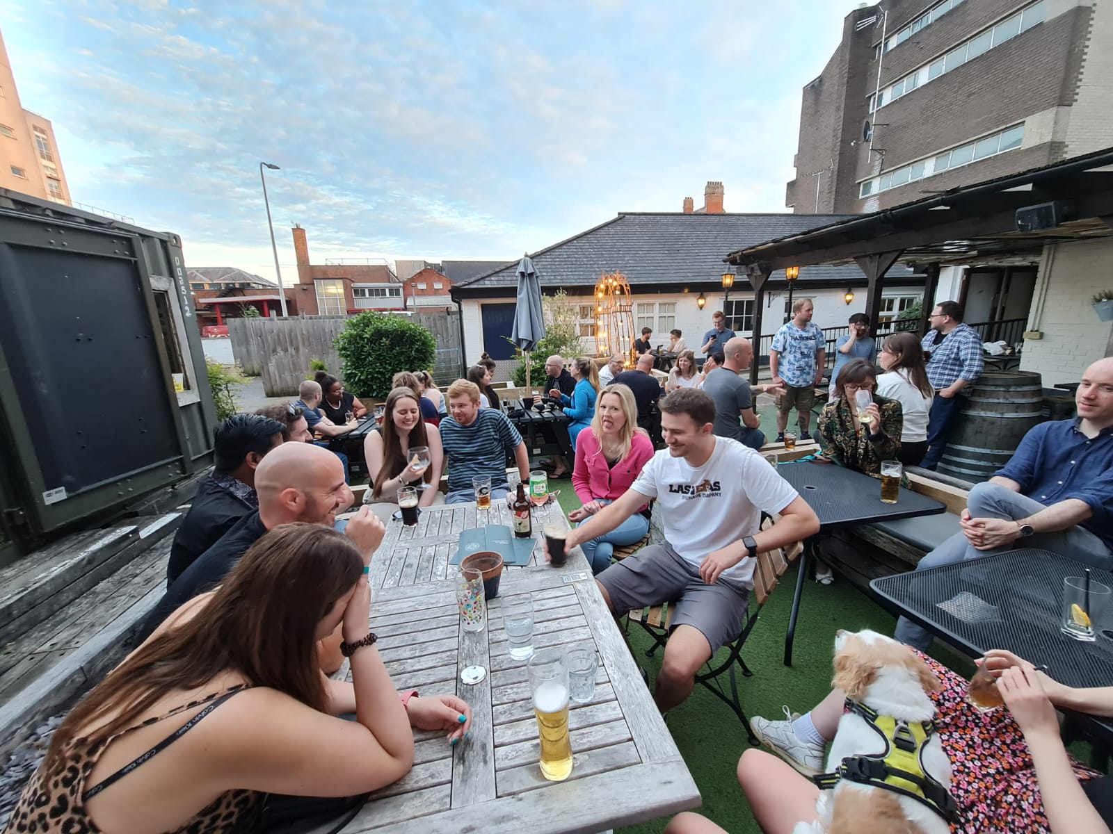 Newbury · pub social